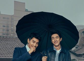 [新闻]180113 林更新晒与赵又廷写真：最美的是躲雨屋檐下的我