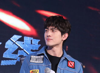 [新闻]180222 开工第一天 林·更·新高清美图为你打鸡血！