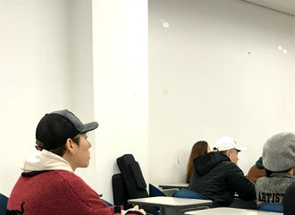 [分享]180315 传说中的帅气学长是真实存在的！妹子居然与小智同一节课！