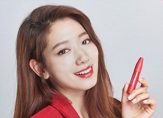 [分享]180320 一系列的可爱阿朴来袭 满足人们对元气少女的幻想