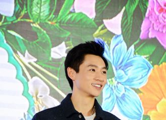 [新闻]180322 魏晨亮相《音乐之声》推介会 工作室放高清福利照