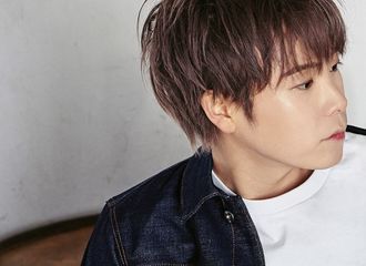 [新闻]180325 放下刘海的表猪猪 完全日系美男子feel