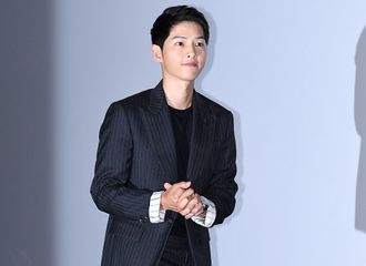 [新闻]180428 4月男子广告模特品牌评价排名出炉 宋仲基获十六位