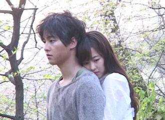 [分享]180502 合作女演员入戏太深流泪 宋仲基反应灵敏幽默化解现场气氛
