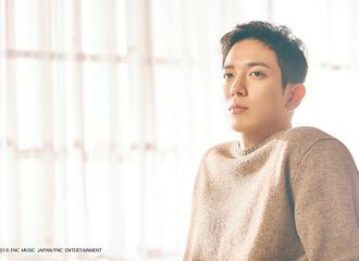 [新闻]180507 他拥有温暖的胸膛 郑容和全新写真公开