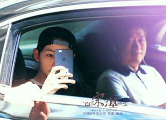 [分享]180527 想拍欧巴的照片却反被套路？请问这是在自拍吗