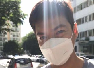 [新闻]180612 是踩着阳光上班的敏镐啊 不知道是你耀眼还是阳光了