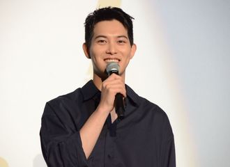 [新闻]180731 李宗泫8月正式入伍 最大缩短组合空白期