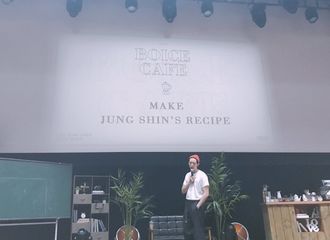 [新闻]180708 李正信特别见面会准备中 敬业信舞台令人期待！