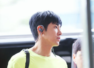 [新闻]180710 东方神起今日因日本行程 经由金浦机场前往日本