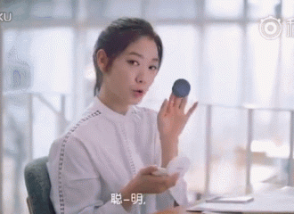 [新闻]180716 一个中文十级的漂亮小可爱 大家都爱朴信惠啦