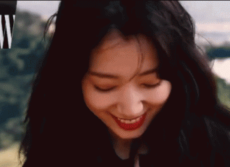 [分享]180728 你一笑整个世界都亮了，来自信惠女神的美颜暴击