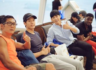 [新闻]180805 允浩因综艺《DUNIA》拍摄行程 由韩国仁川前往塞班岛