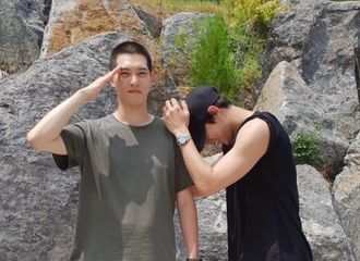 [新闻]180807 二哥今日低调入伍ZICO-灿烈等送行 现在开始是韩国军人李宗泫！