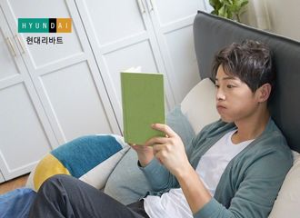 [分享]180809 可可爱爱的居家欧巴！这个糯米团子我先抱走啦