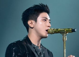 [新闻]180908 每一次舞台都是经典 郑容和眼中带着坚韧！