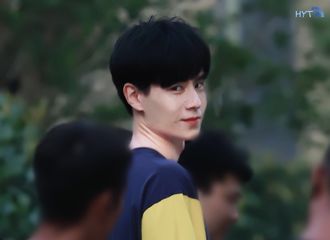 [分享]180914 分享一组甜中带皮的小甜豆 回眸一笑狙击饭心
