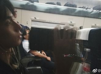 [分享]180918 历史上的今天：胡一天正在高铁旅途之中