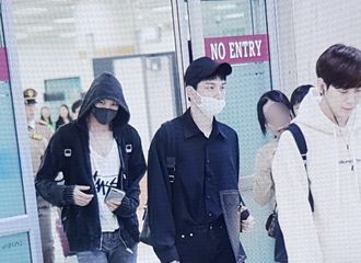 [分享]180930 VIXX结束日本宣传活动连夜返韩 经由金浦机场顺利抵达