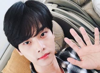 [分享]181004 又一位成员前往日本 车学沇因音乐剧行程而出发 