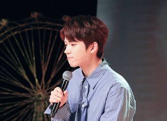 [分享]181011 优贤showcase后台合照大公开 难得一见的成员们的相聚~