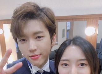 [分享]181022 贵公子优贤出没！ 合照离不开的小树杈~