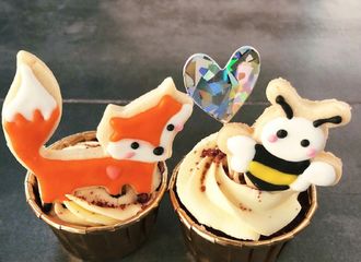 [新闻]181110 满满的都是爱！杨幂粉丝见面会逆向应援暖暖的很贴心