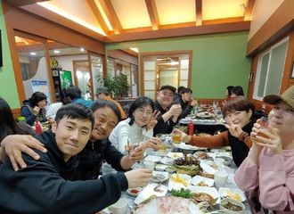 [分享]181212 这军队生活过得很ok！ 圣圭近期聚餐照公开