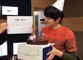 [分享]181223 成种的INS暴风更新合集 是温柔成种也是帅气贤宇！