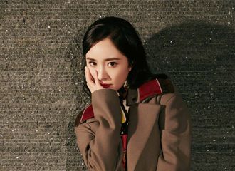 [新闻]190104 杨幂精美大片LOOK3公开 干练帅气表现力满分