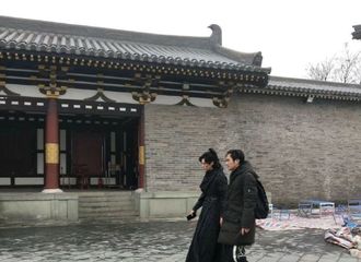 [新闻]190115 《将夜2》王鹤棣路透图再更新！带疤的棣棣更显英武