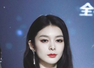 [新闻]190117 火箭少女101获综艺年度之星 傅菁表示粉丝们送的外号都很可爱