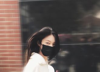 [分享]190122 白衣傅菁现身上海 大佬出街又飒又美