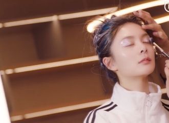 [新闻]190122 冷艳露娜广告片上线 百变傅菁挑战更多可能性