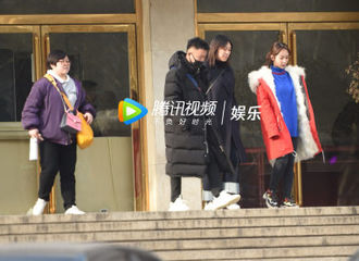 [新闻]190127 今日份小猴紫动态！杨紫现身2019央视春节联欢晚会第二次联排 