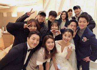 [分享]190128 看了一圈才找出来 灿灿这是长肉肉了吧 