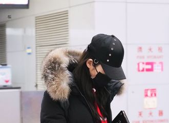 [新闻]190202 回家过年！傅菁上海飞长沙踏上回家路 今天帅得有点不可理喻