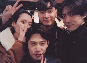 [分享]190212 音乐剧合作演员为灿盛祝福生日 晒出聚会合影