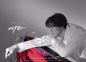 [新闻]190214  与收藏乐器一起意义颇深！2PM尼坤第三版预告照视线集中