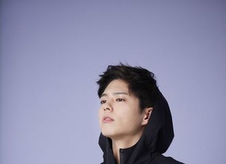 [新闻]190214 朴宝剑，真正的画报匠人！从眼神到笑容，所有都令人心动的本体！