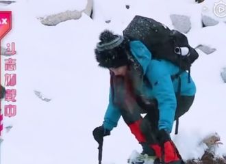 [新闻]190218 《横冲直撞20岁》第六期：孟美岐get首位挑战雪地独木桥名额 