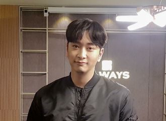 [分享]190221 昨晚帅气快递员再次登场 灿盛客串《触及真心》第五集