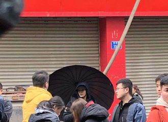 [新闻]190223 屠灵大大正面路透公开 点击收获绝美的幂幂