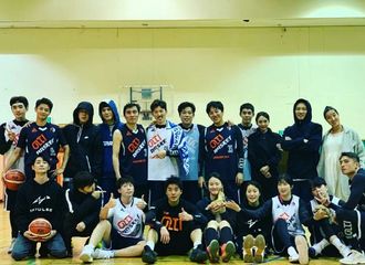[分享]190308 运动小达人又去运动了 今天是帅气的篮球小豪