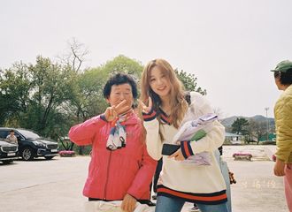 [新闻]190605 ‘丫头们’更新雨琦相关剧照,可爱的孙女宝贝和奶奶的美好时光