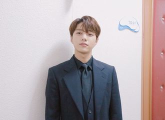 [新闻]190610 金明洙获亚洲模特大赏人气明星赏！在特别的日子里得到的最好的礼物❤ 