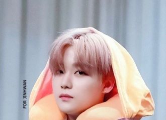 [新闻]190623 可爱和性感共存，跳舞时散发着迷人魅力的iKON“伪忙内”金振焕