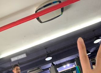 [分享]190708 生放后运动走起！郑恩地健身房打卡认证