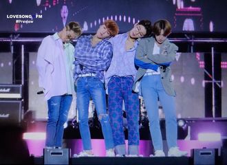 [新闻]190712 又是“舞台拿”！WINNER昨晚光州庆典带来精彩演出