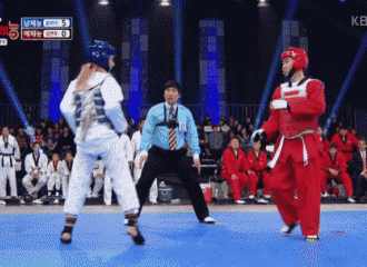 [分享]190713 令人无比惊叹的跆拳道实力…尹普美Slay！